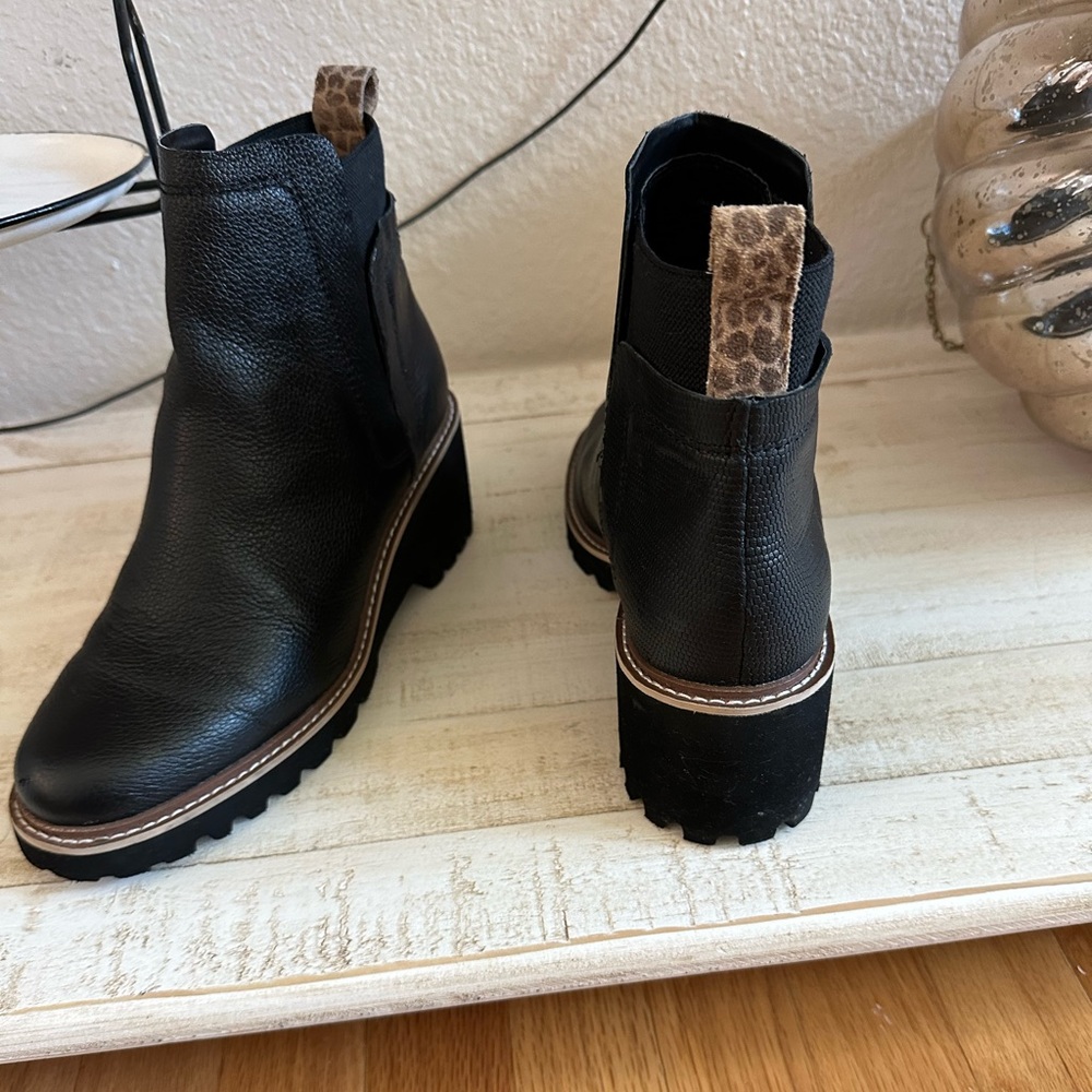 Dolce Vita Boots. Size 9.